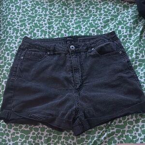 high waisted denim shorts